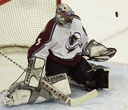 Roy got his 2nd consecutive game 7 shutout.